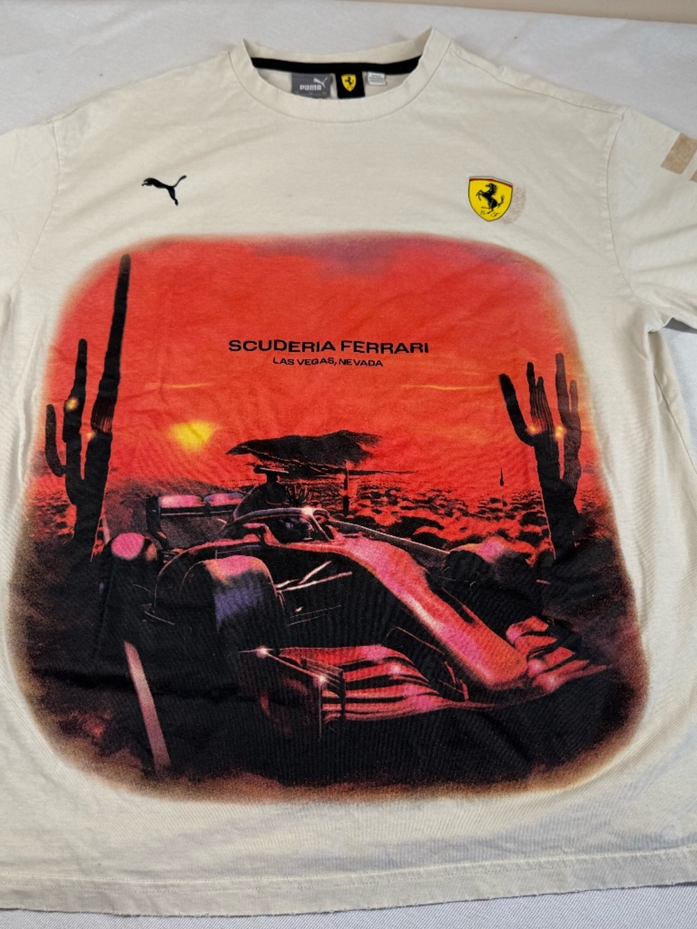 Puma Men's Scuderia Ferrari Logo Distressed Shirt Size Large - Cream